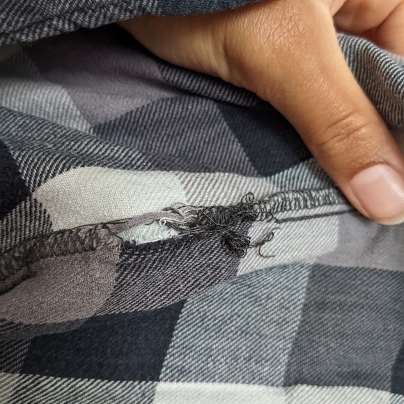 D-TOX Grey Plaid Flannel - Picture 4 of 6